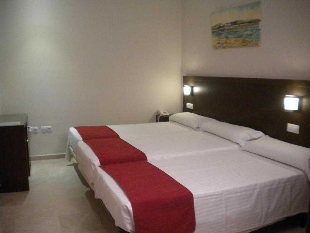 Hostal Al-Andalus Conil De La Frontera Zimmer foto
